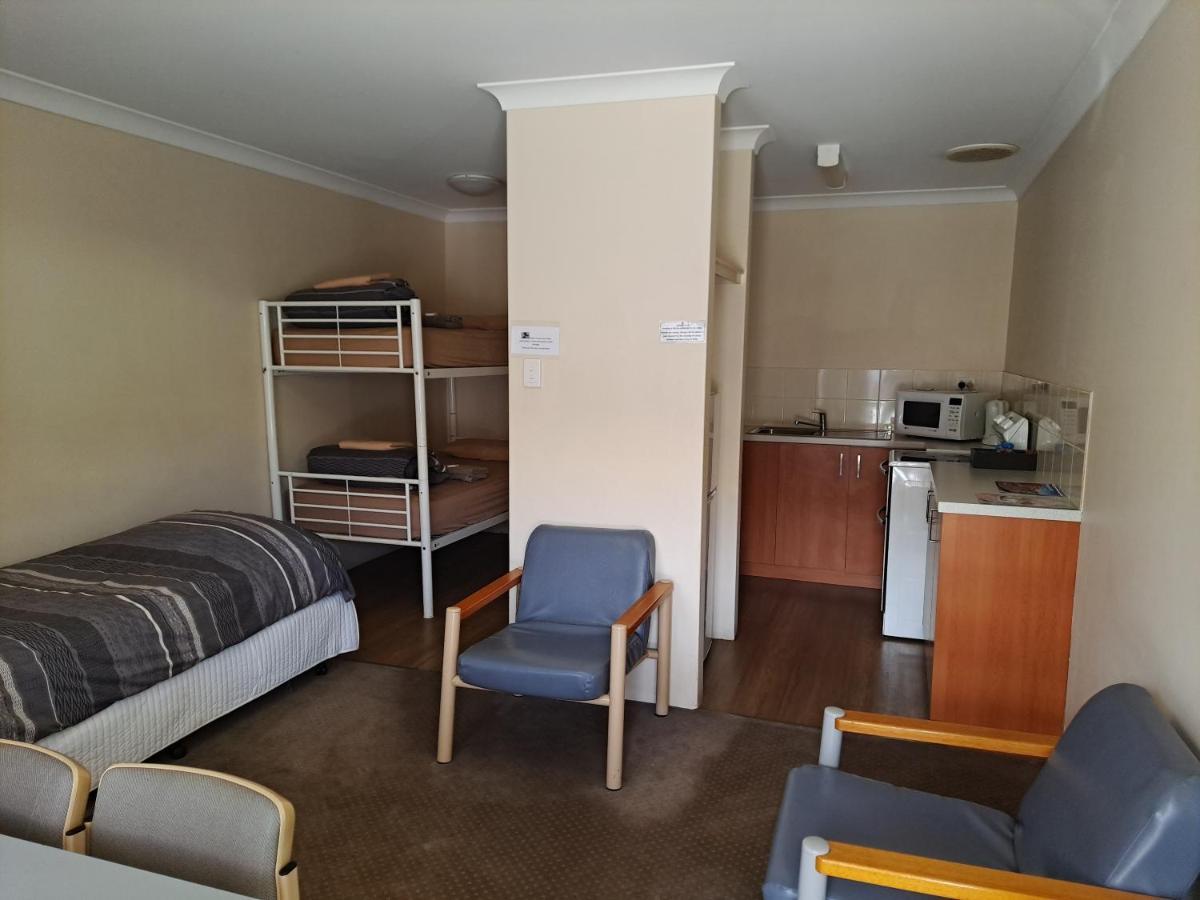 Albion Hotel Калгурли Экстерьер фото